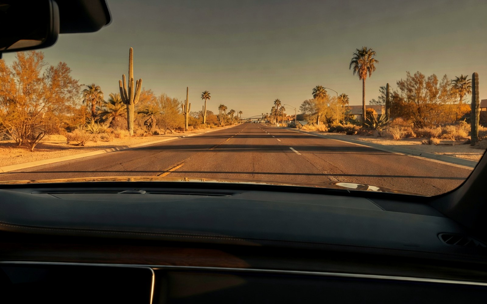 East Valley Arizona road light viewed through clean tinted automotive glass